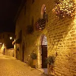 Palazzetto Bentivoglio * Sassoferrato