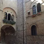 Palazzetto Bentivoglio * Sassoferrato