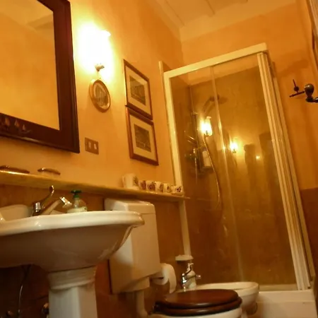 Palazzetto Bentivoglio 펜션 사소페라토