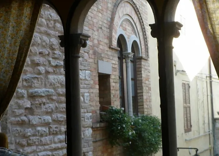 Palazzetto Bentivoglio * Sassoferrato